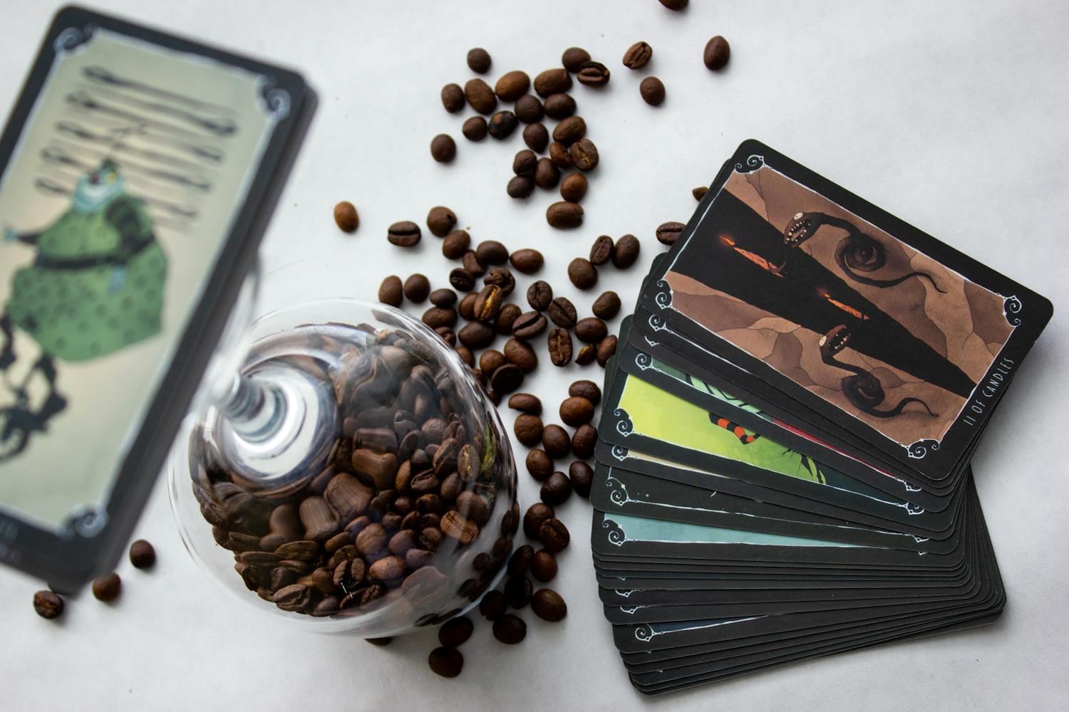 Як ворожити на кавовій гущі, щоб легко впізнати майбутнє