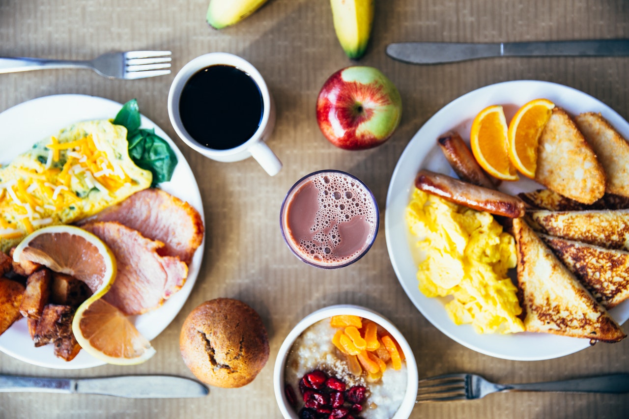 Правильный завтрак: почему это важно и что лучше выбрать