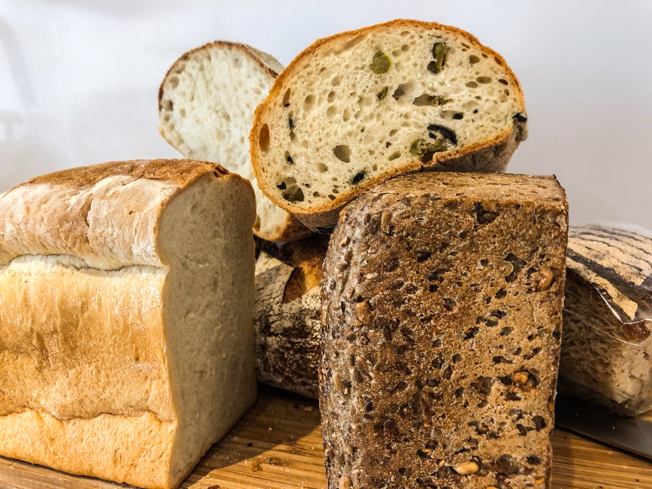 Диетолог назвала мифы о хлебе, в которые не стоит верить