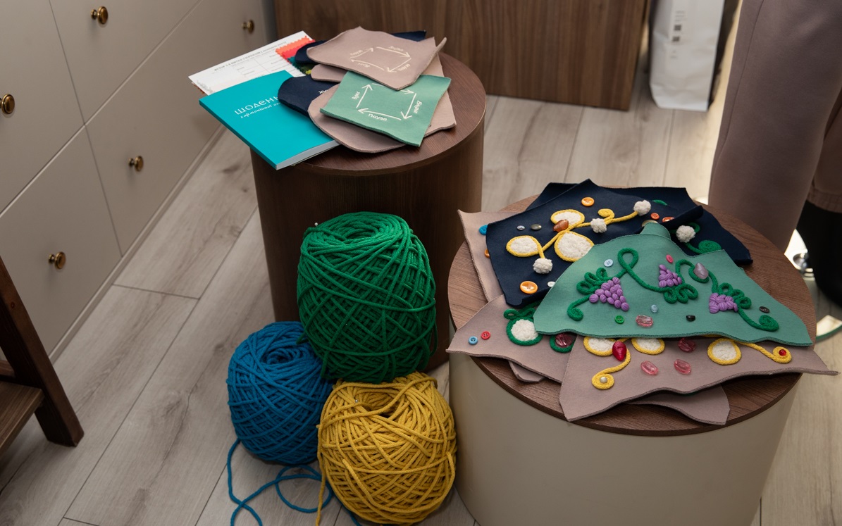 Худи-антистресс. В Украине появилась одежда, которая помогает справиться с паническими атаками (фото)