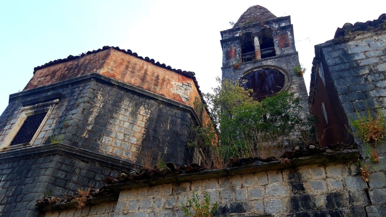 Південний фіорд Європи: у скільки обійдеться осіння відпустка в наймальовничішій бухті Чорногорії