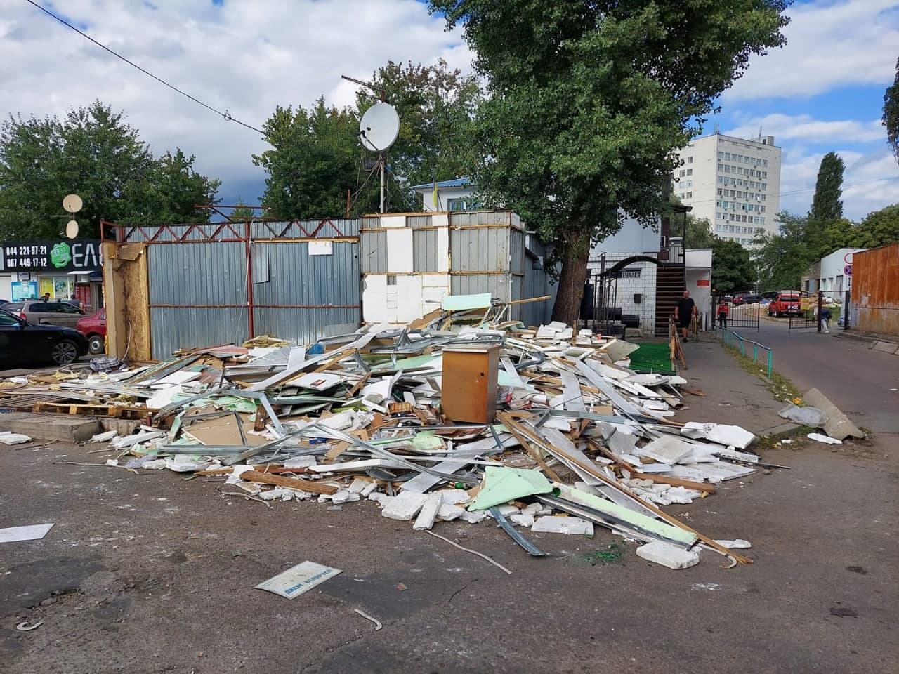 У Києві повністю &quot;зачистили&quot; ринок &quot;Юність&quot;: пішла епоха (фото)