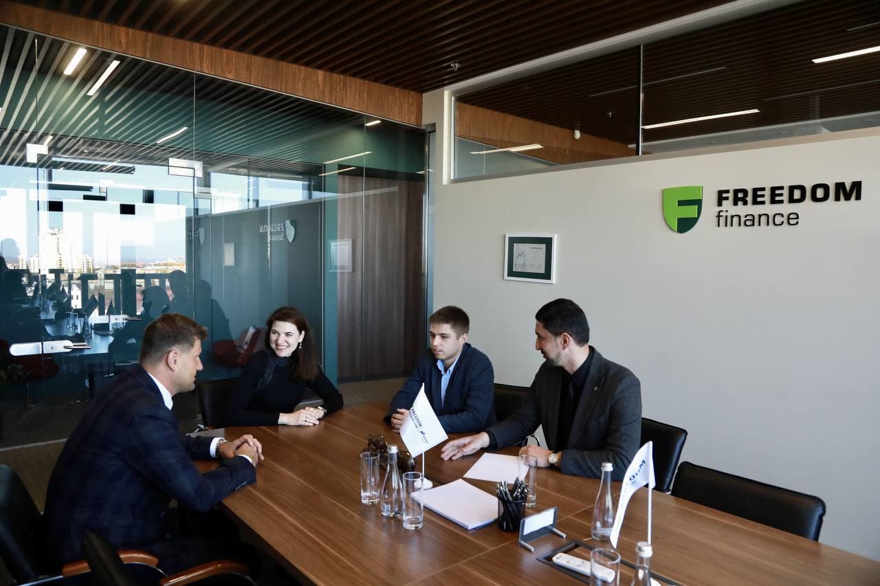 "ФРІДОМ ФІНАНС УКРАЇНА" вперше провела розміщення корпоративних облігацій серії D