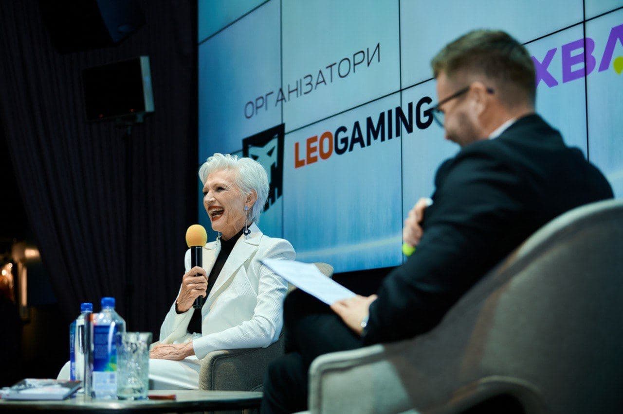 Мей Маск вдруге відвідала Україну на запрошення бізнес-вумен Альони Шевцової