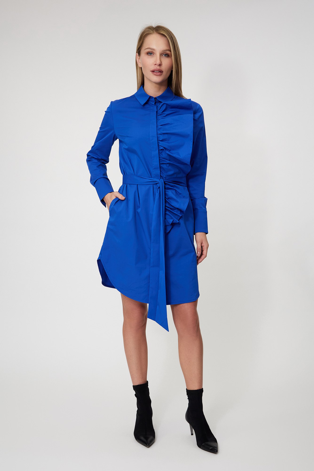 Андре Тан дал фэшн-советы для празднования Нового года 2022: топ образов и цветов