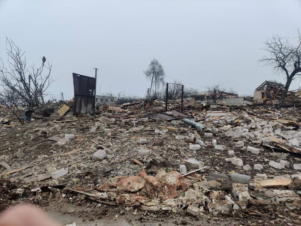 Окупанти РФ бомбардували і знищили вщент селище Яковлівка під Харковом (фото)