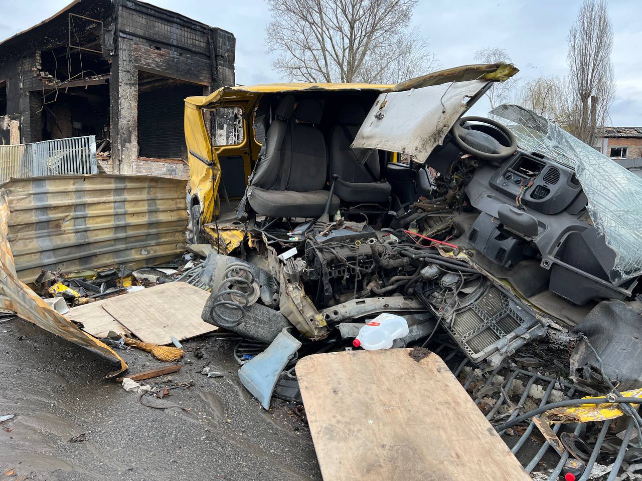 Российские захватчики превратили Бородянку в руины: как сейчас выглядит городок