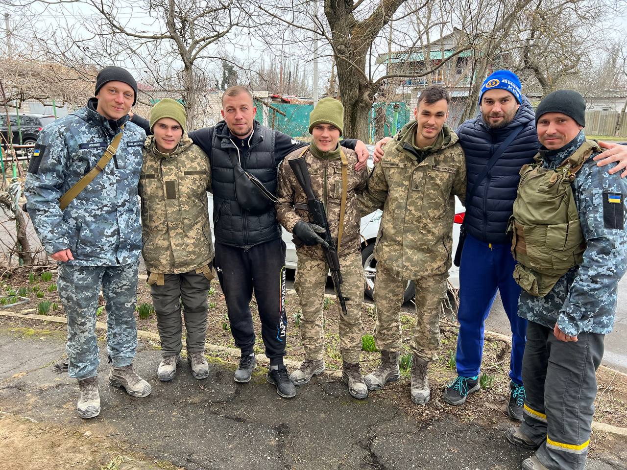 Трансформации войны: из вице-чемпионов мира в парном спорте в волонтеры огромной команды