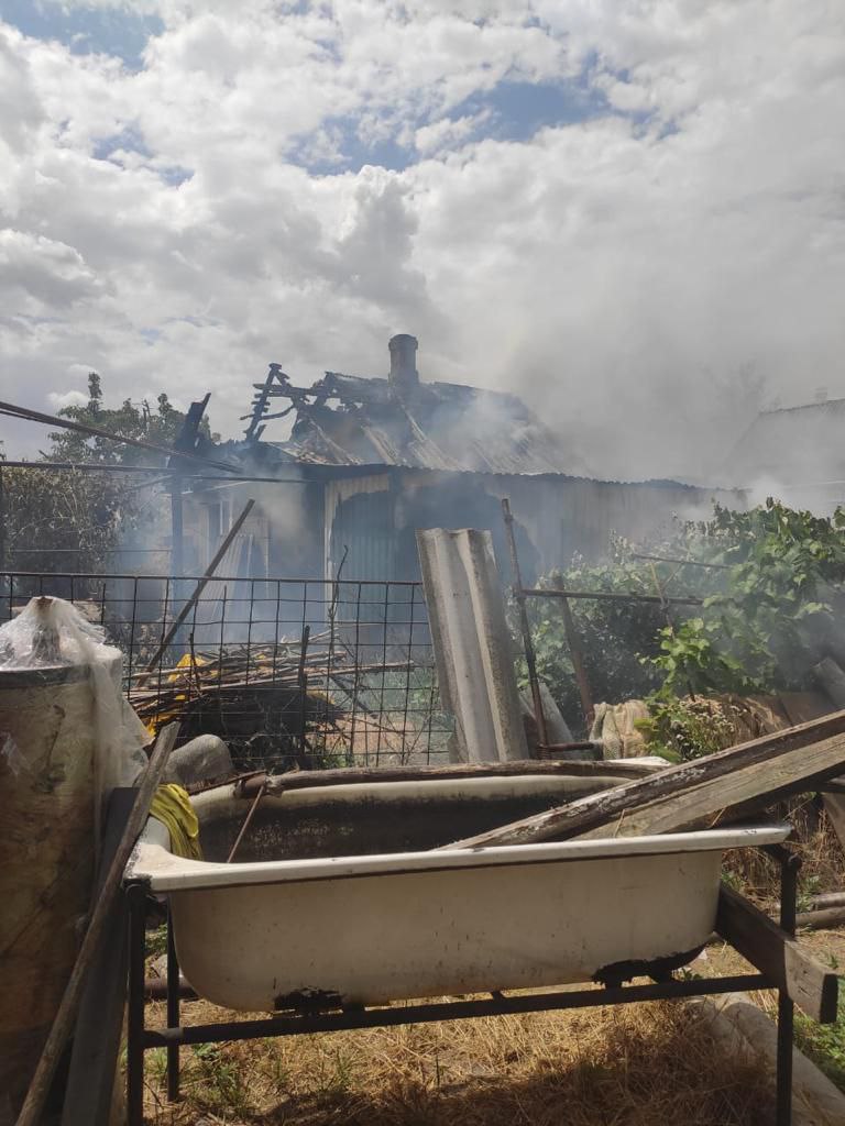 Росіяни продовжують обстрілювати Донецьку область: є загиблі і поранені