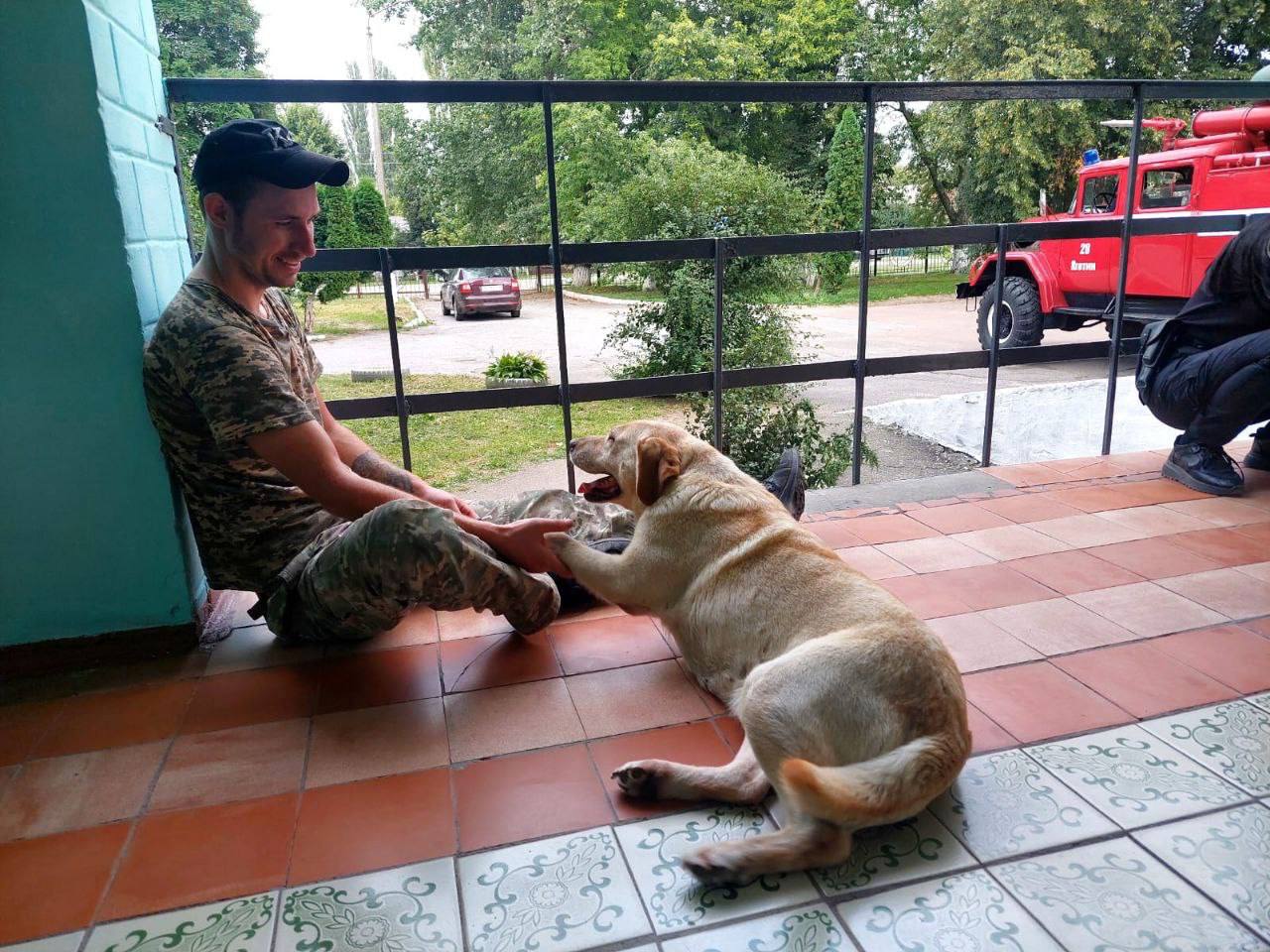 Чотири дні перебував у трясовині: неймовірна історія порятунку пенсіонера у Київській області (фото)