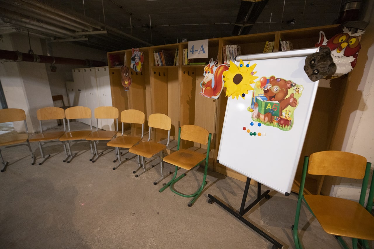 Ось так виглядають укриття в школах Києва, які працюватимуть з 1 вересня (фото)