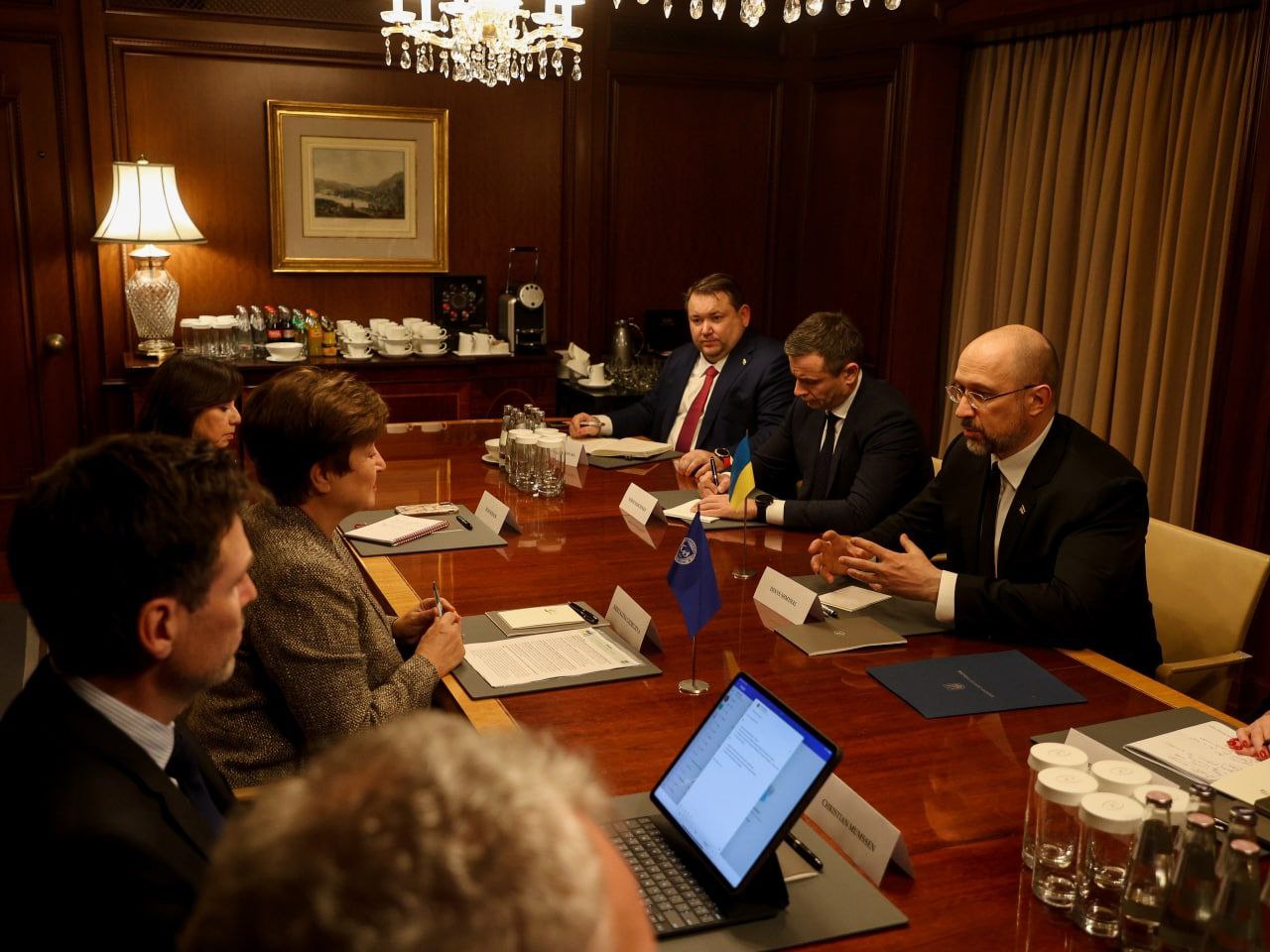 Программа без кредита. О чем Украина договорилась с МВФ и хватит ли денег на 2023 год