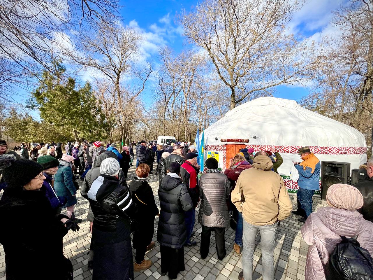В Одессе открыли Юрту несокрушимости. Волонтер из Казахстана рассказал о проекте (фото)