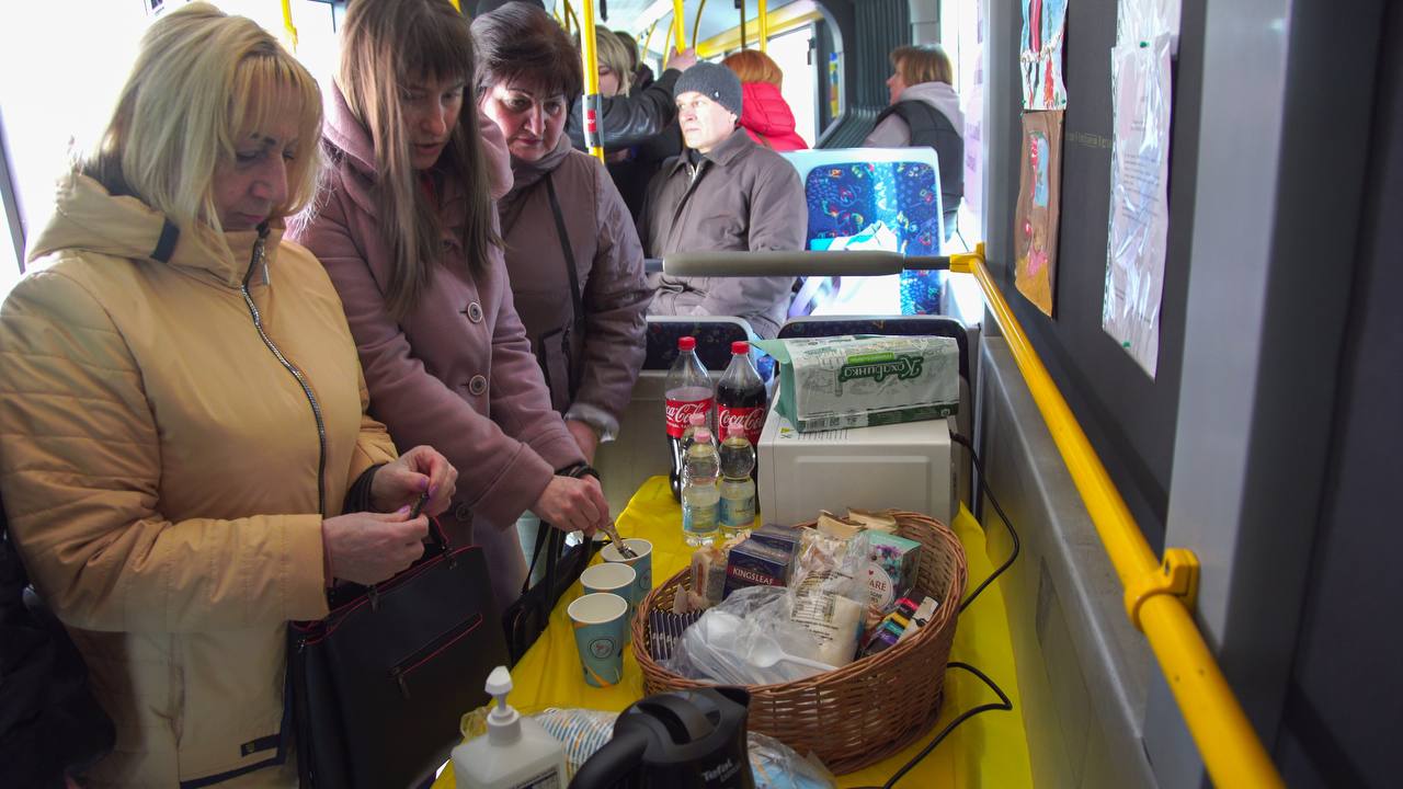 У Києві створили &quot;Пункт незламності&quot; на базі автобуса: як він виглядає та чим унікальний (фото, відео)