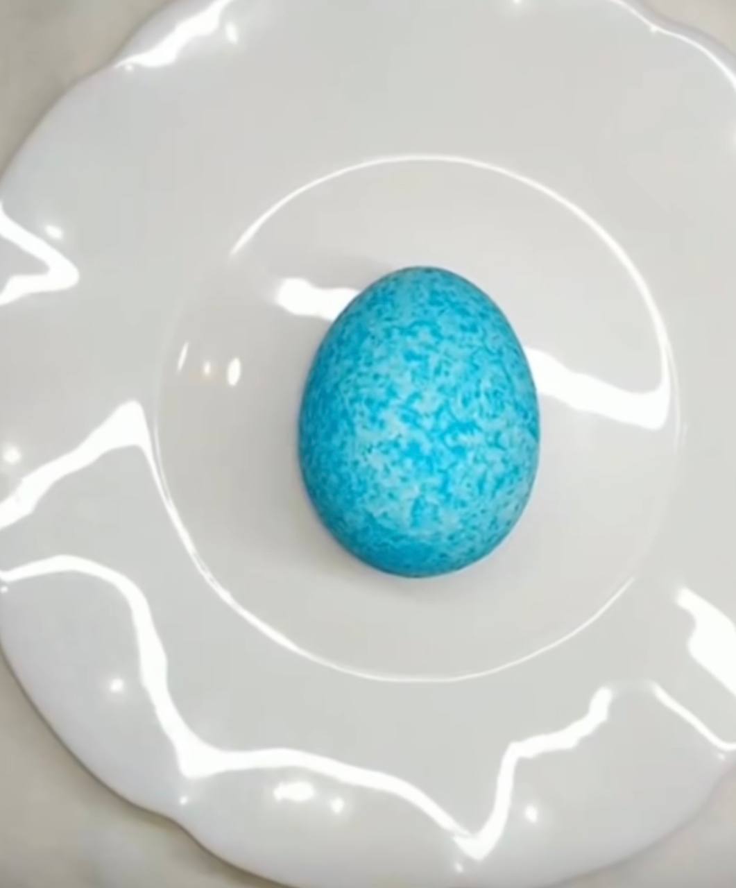 Як гарно пофарбувати яйця до Великодня: оригінальні та цікаві способи