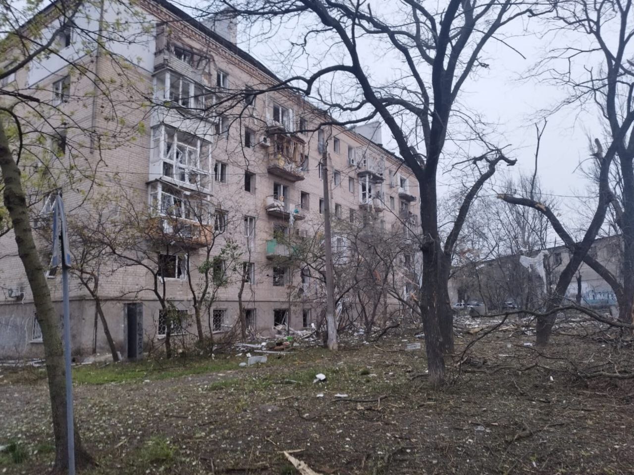 Ракетний удар "Калібрамі" по Миколаєву: у ОК "Південь" показали фото наслідків атаки
