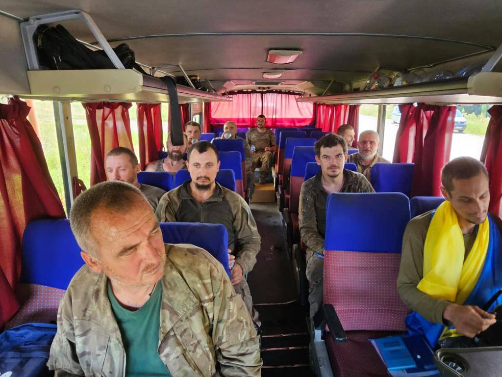 Украина провела еще один обмен пленными. Домой вернулись 22 военных