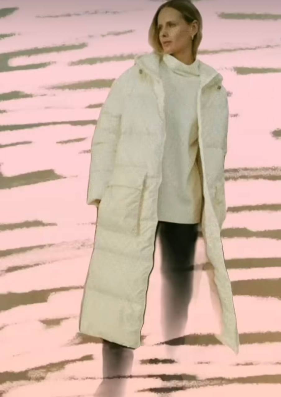 Андре Тан назвал главные тренды верхней одежды: фотоподборка