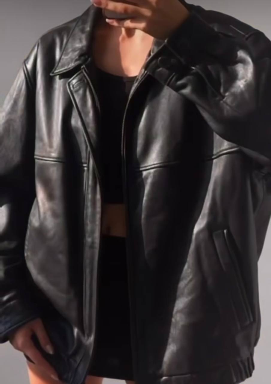 Андре Тан назвал главные тренды верхней одежды: фотоподборка