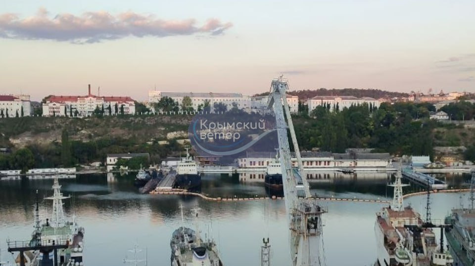 В сети сообщают о выводе всех российских подлодок из Севастополя