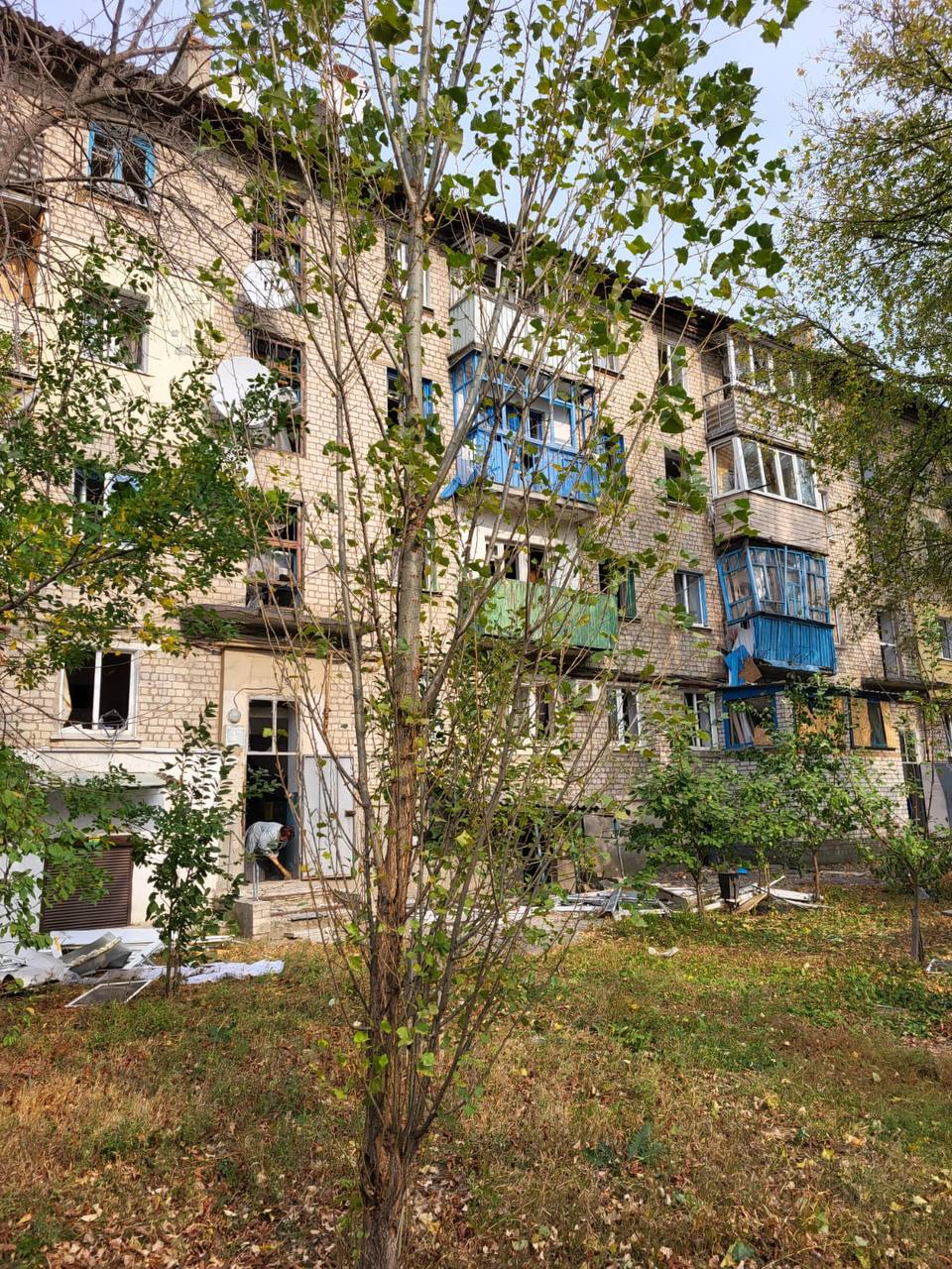 Russians shelled multi-story buildings in Kupiansk: Woman injured