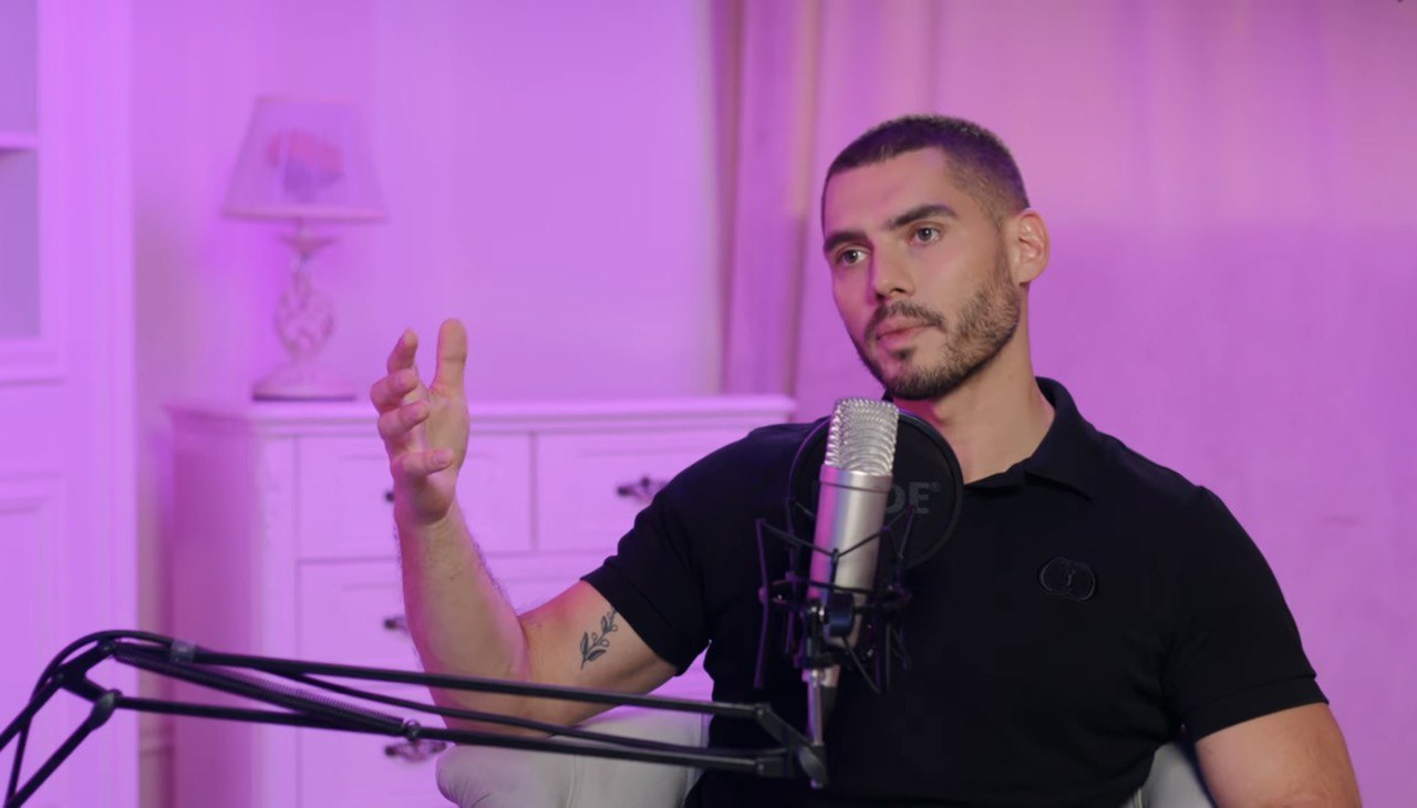 &quot;Это происходит неожиданно&quot;: Добрынин впервые назвал реальную причину развода с Квитковой