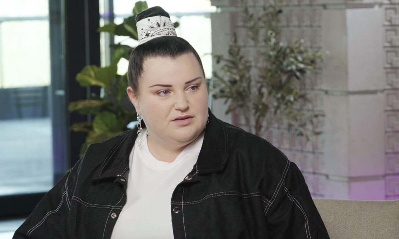 &quot;Живем не в хоромах&quot;: Alyona Alyona откровенно рассказала об отношениях с бойфрендом