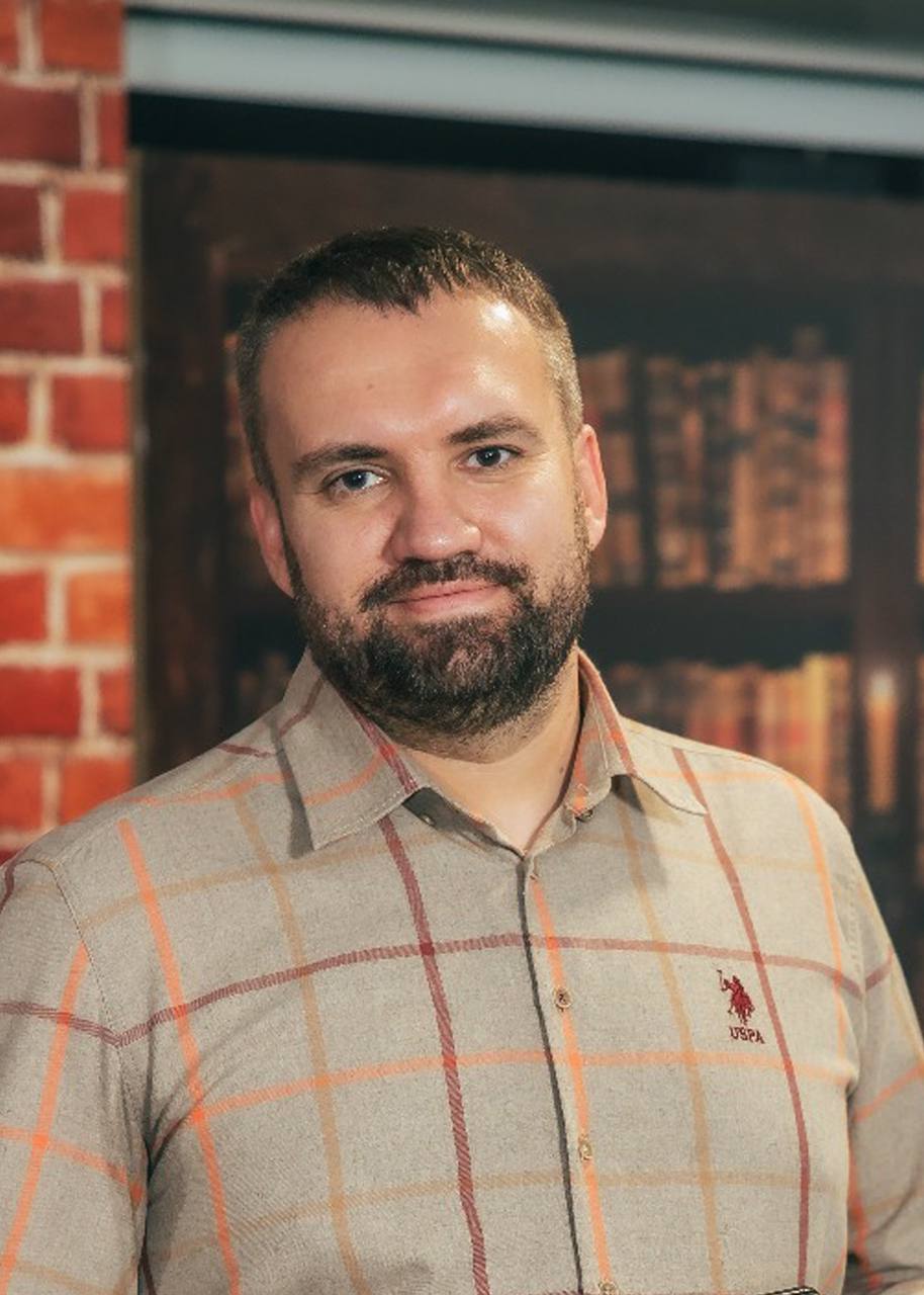 Стелажі поїдуть до людей. EVA впровадить нову логістичну систему з роботами, які зможуть автоматично пересувати складські секції