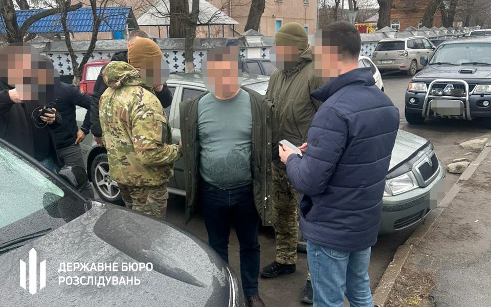 Керівника прокуратури Тульчина у Вінницькій області затримали на хабарі