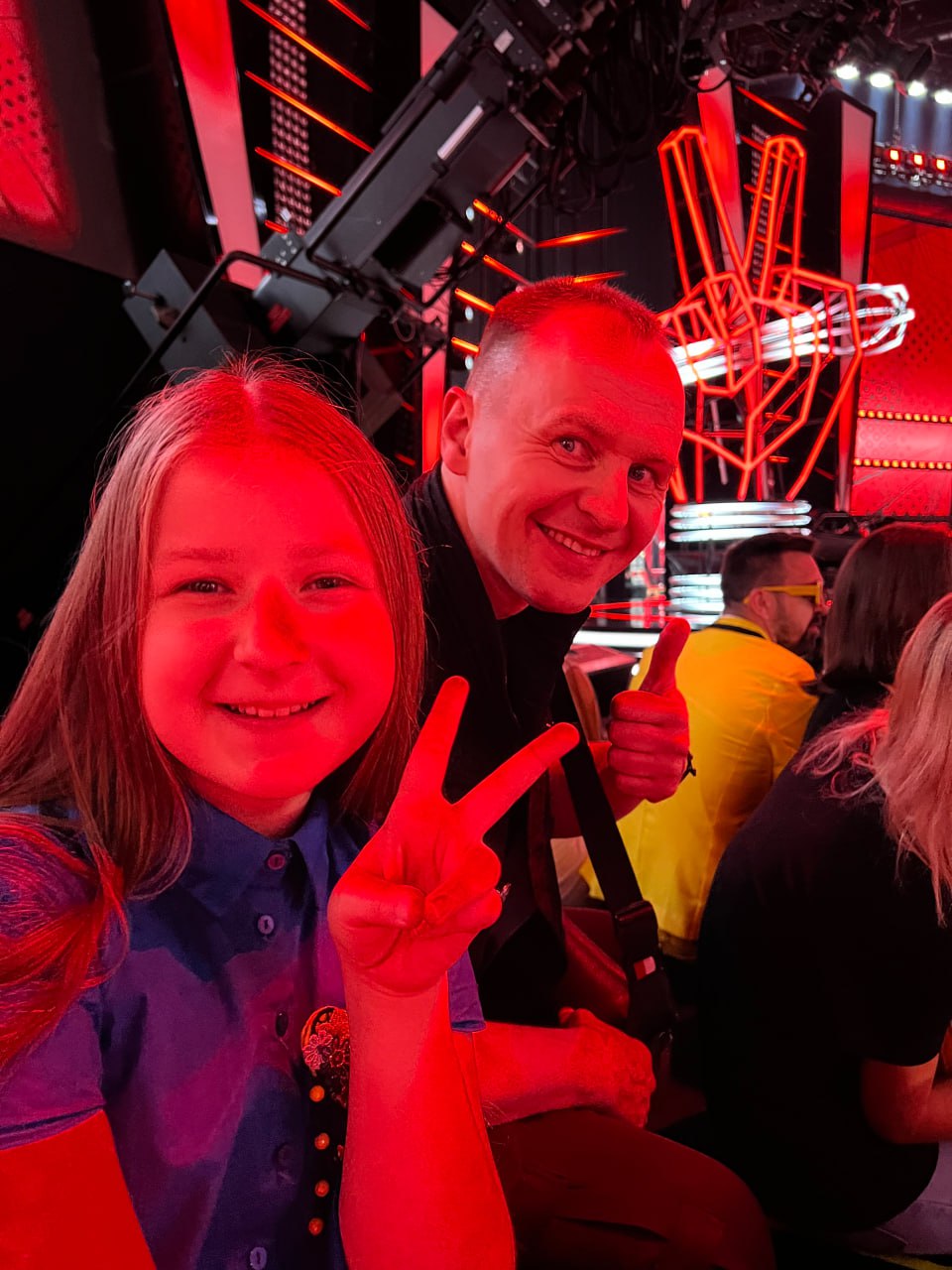 12-річна донька українського співака розтопила серця поляків (відео)