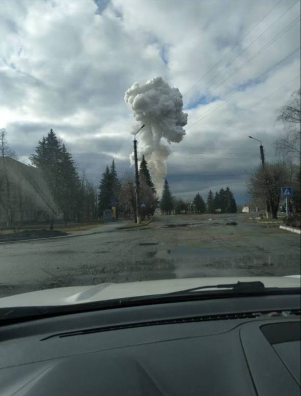 Сумщина под ударом. Как россияне уничтожают бомбами приграничье и что будет с местными