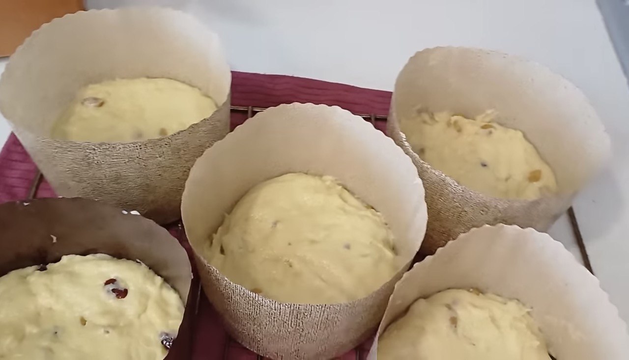 Завжди виходить з першого разу: рецепт паски, за яким готували ще наші бабусі