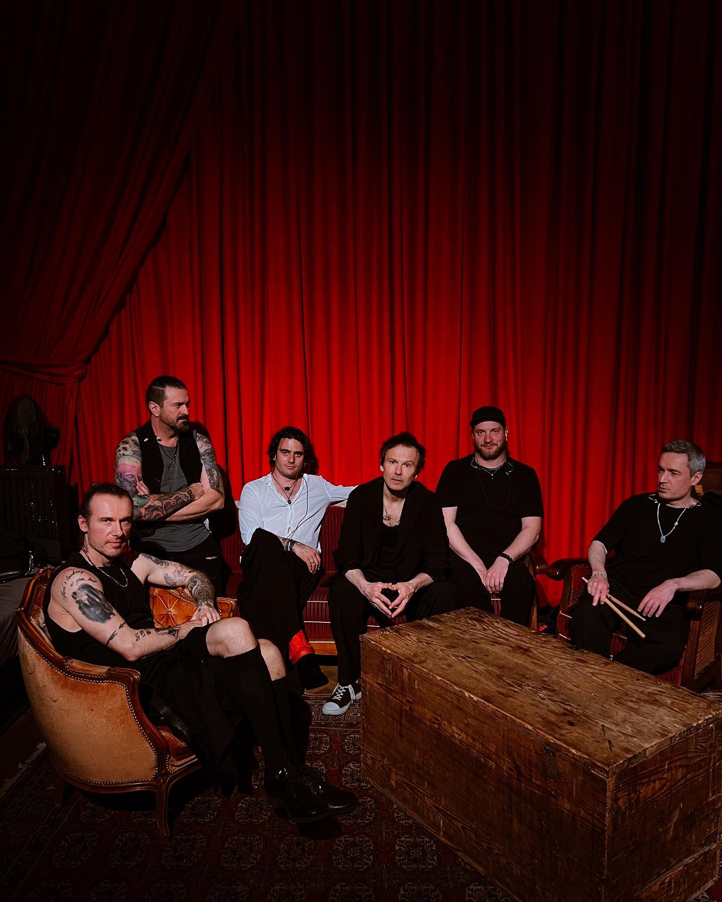 Яким був перший склад &quot;Океану Ельзи&quot;: архівний кадр 30-річної давнини вразив мережу