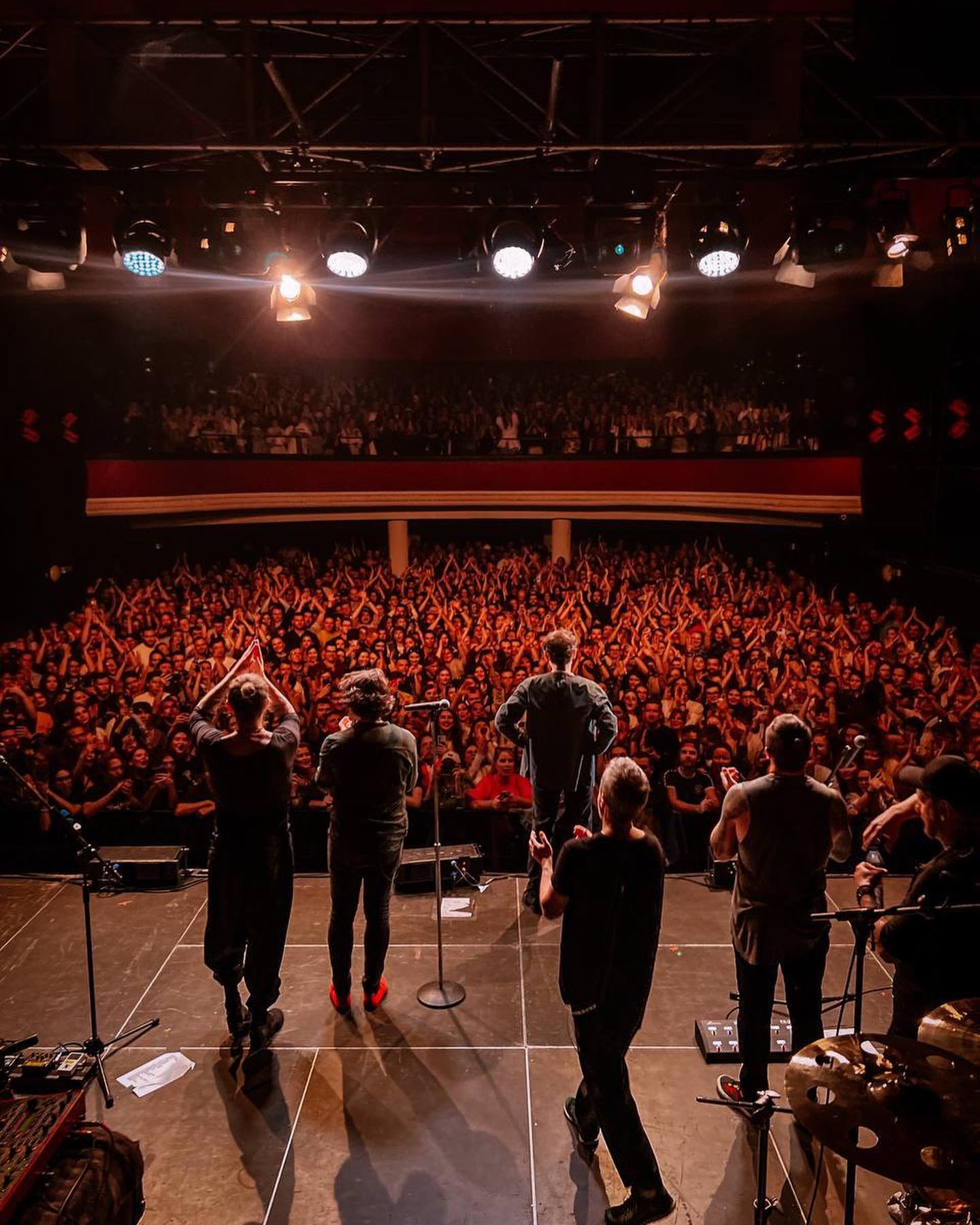 Яким був перший склад &quot;Океану Ельзи&quot;: архівний кадр 30-річної давнини вразив мережу