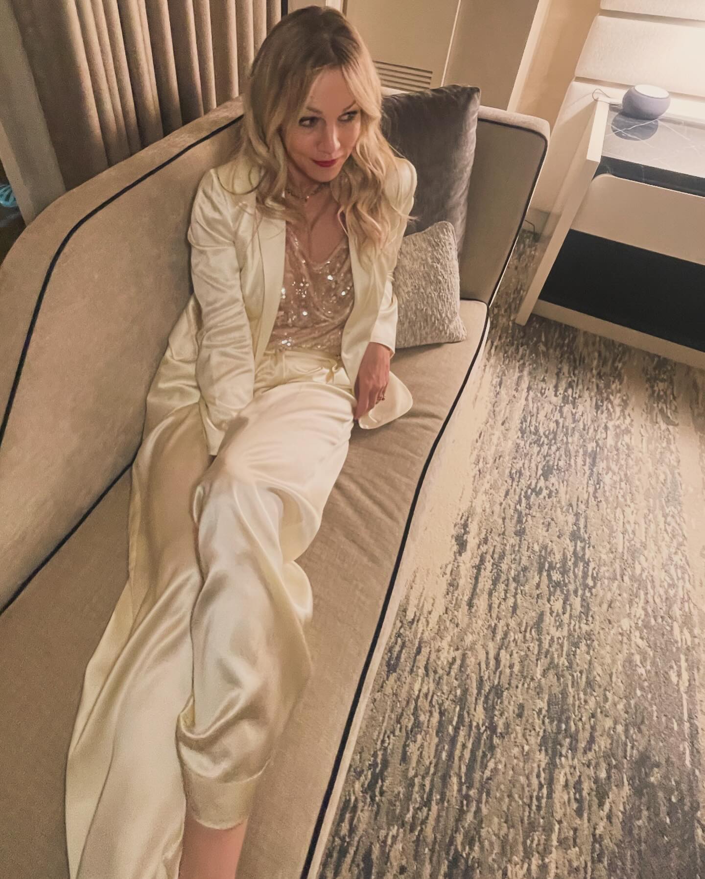 Як сьогодні виглядає одна з головних героїнь серіалу &quot;Беверлі Гіллз&quot;. Ви не повірите своїм очам (фото)