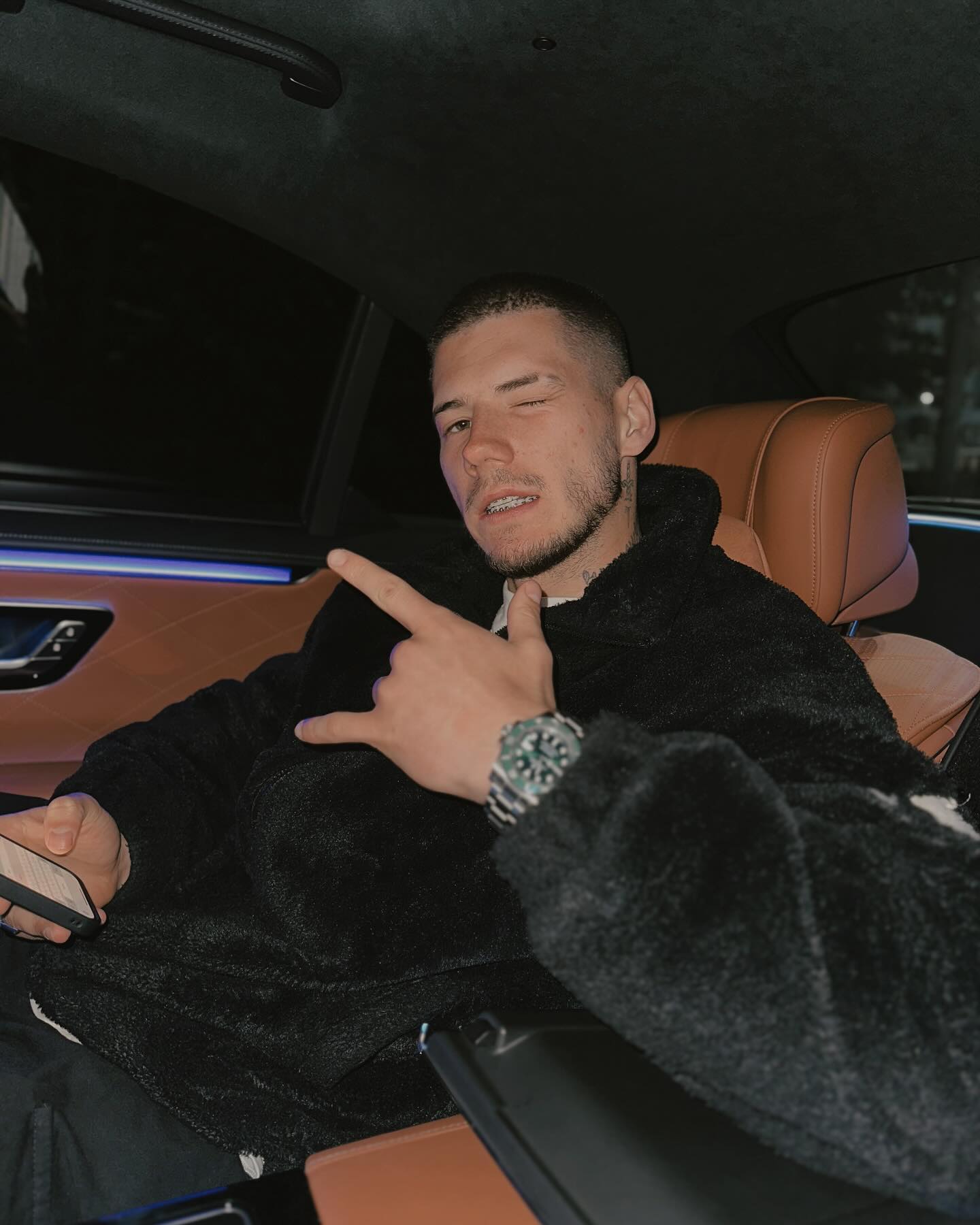 Куда исчез блогер Волошин и почему в сети говорят о его бегстве из Украины (фото)