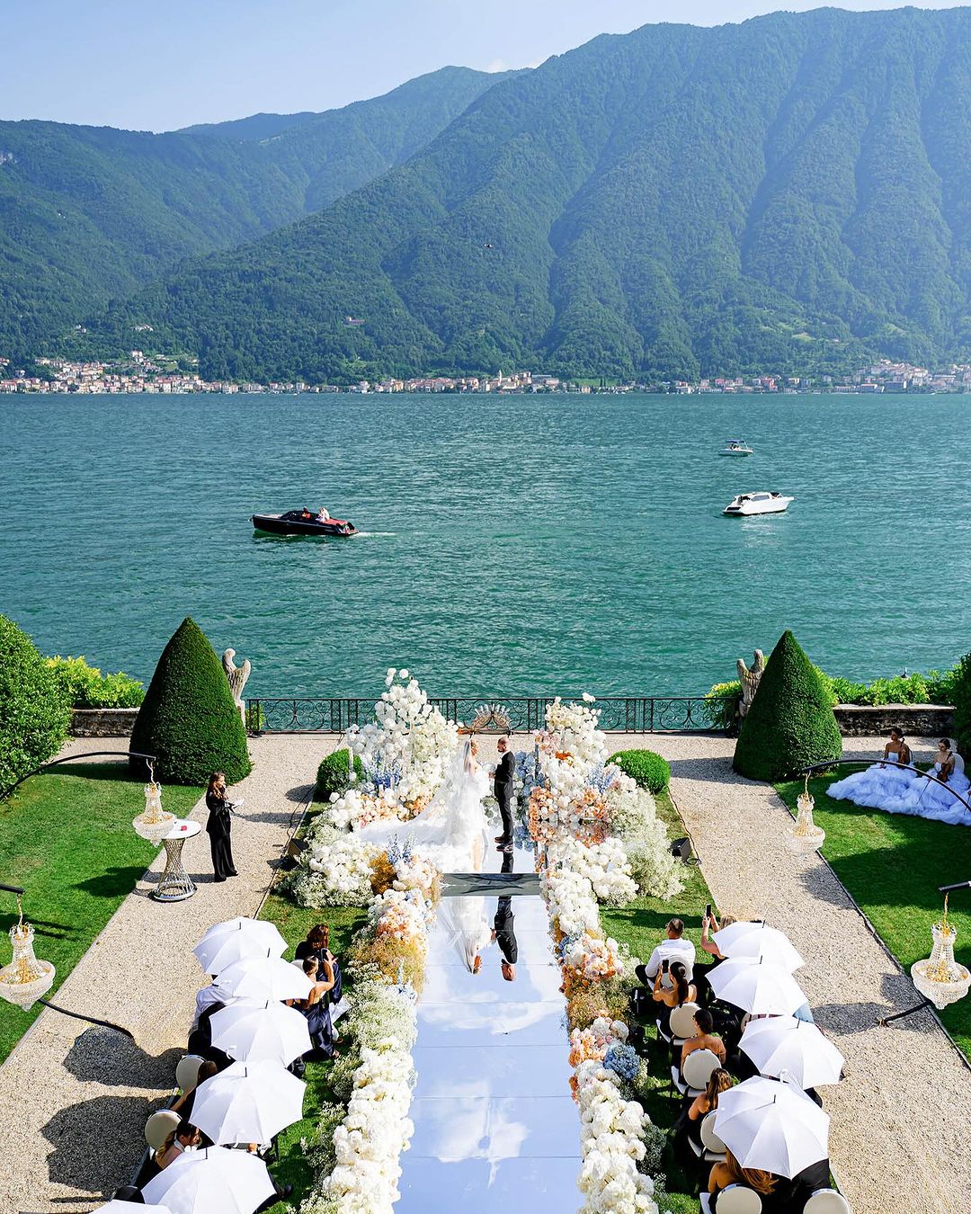 "Белые вечеринки" P.Diddy, предательство Волошина и еще 5 звездных скандалов 2024 года