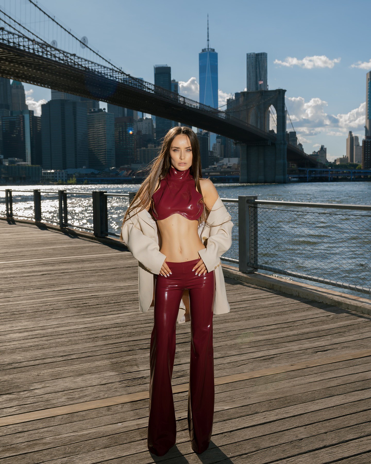 &quot;Дух свободы&quot;: Мишина поделилась впечатлениями от пребывания в США и показала смелый образ (фото)