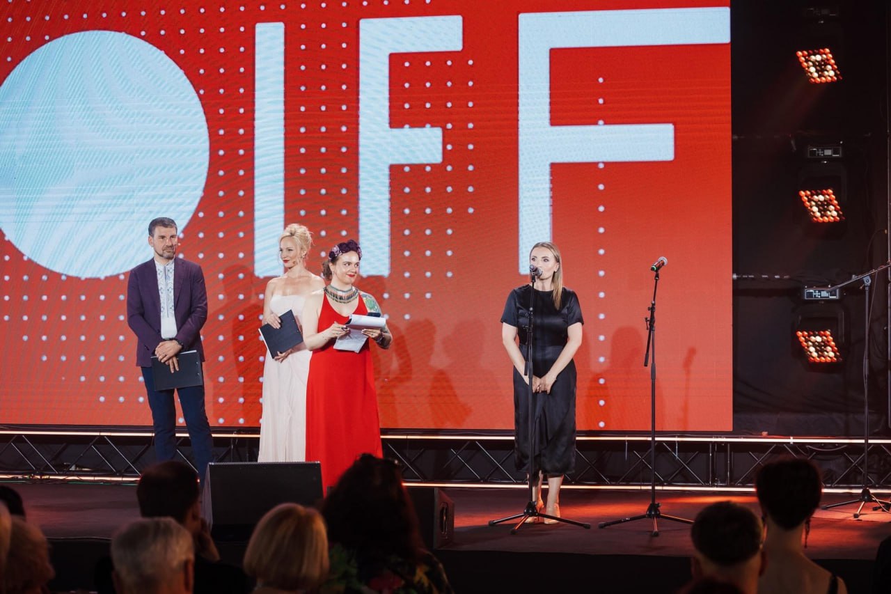 Бренд Stella Artois відзначив кінороботу молодого українського кінорежисера унікальною нагородою “Stella Award”