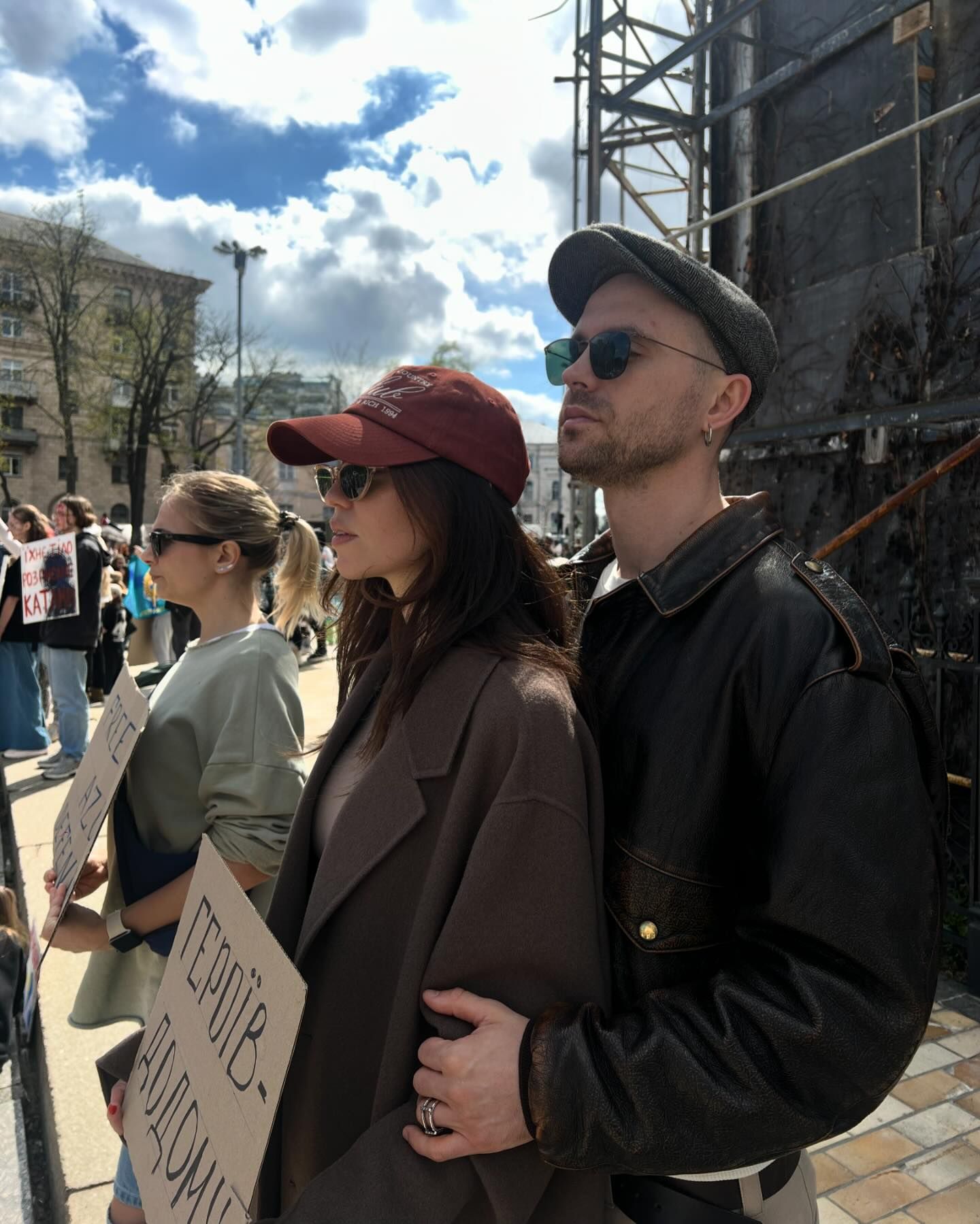 Чоловік Дорофєєвої привітав сина з днем народження та показав сімейні фото: співачка відреагувала