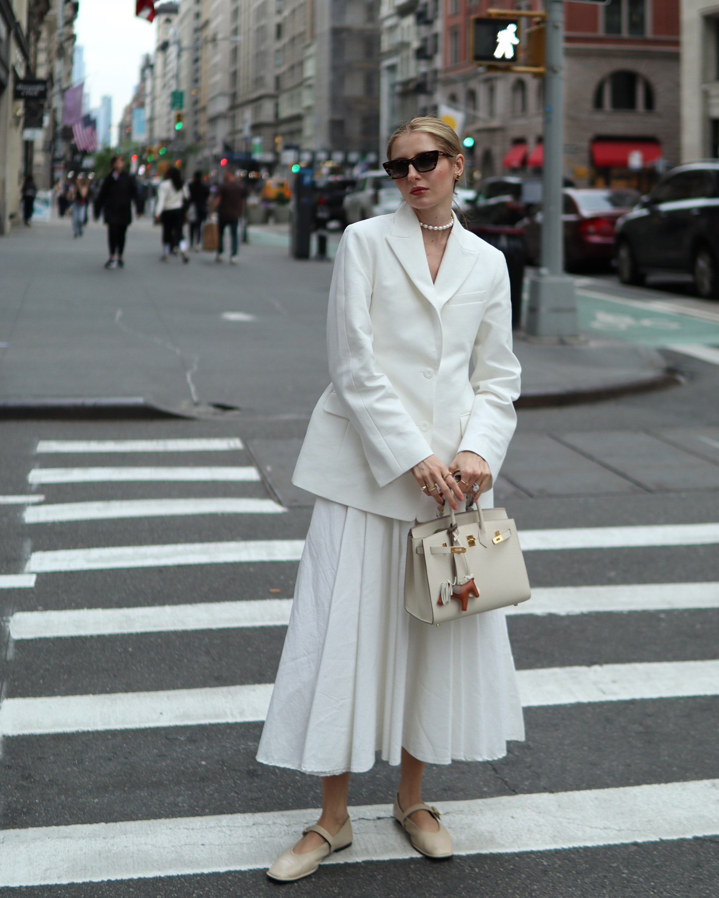 Длинные юбки - тренд лета 2024. Какие фасоны выбрать и с чем их носить (фото)