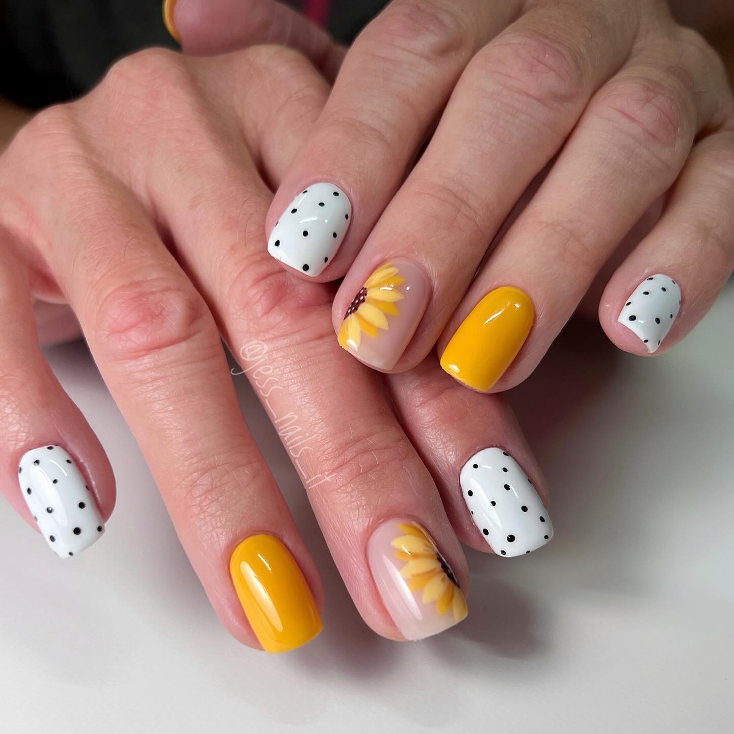 Идеи на любой вкус. Свежие тренды летнего маникюра, которые вам захочется повторить