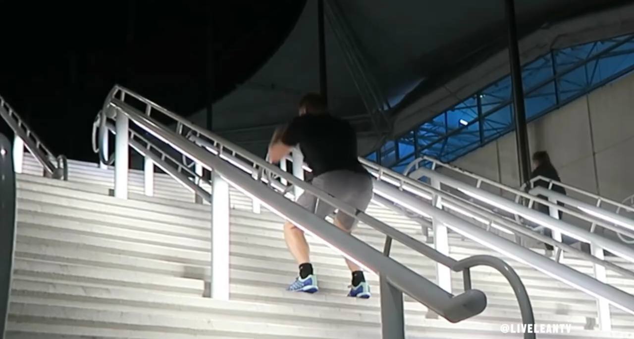 5 упражнений на лестнице для стройных бедер, упругих ягодиц и сжигания калорий