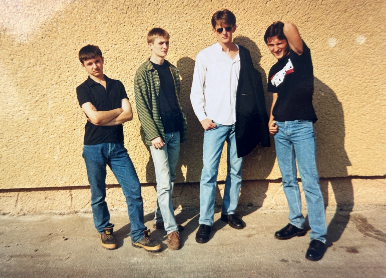 &quot;Мелодии и ритмы спальных районов&quot;: культовая украинская группа выпустила альбом, который &quot;пылился&quot; 25 лет