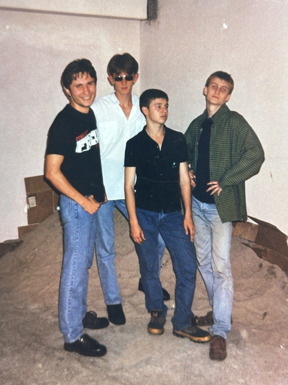 &quot;Мелодии и ритмы спальных районов&quot;: культовая украинская группа выпустила альбом, который &quot;пылился&quot; 25 лет