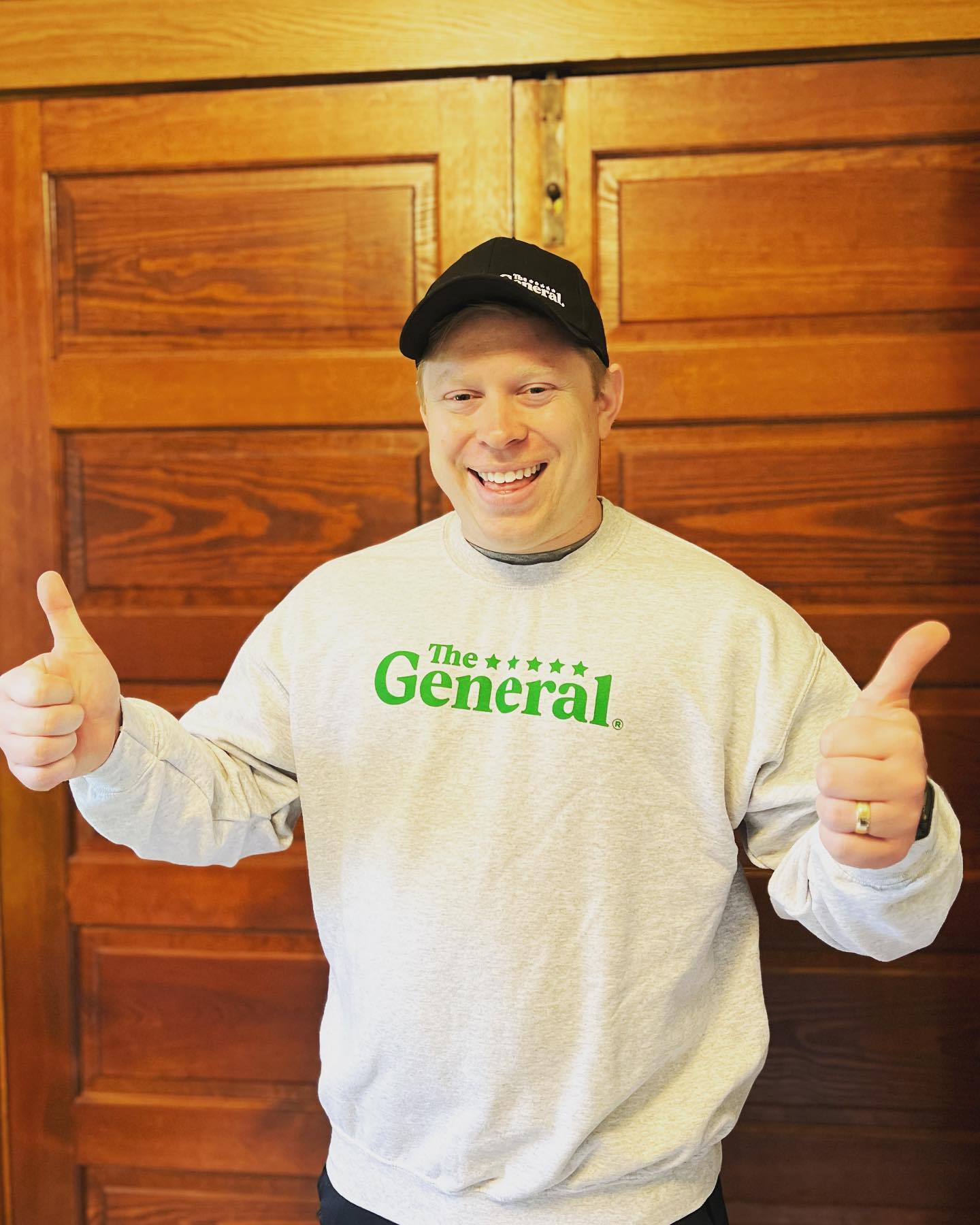 Как сейчас выглядит звезда интернет-мема &quot;Браяну не везет&quot;, чье фото было повсюду