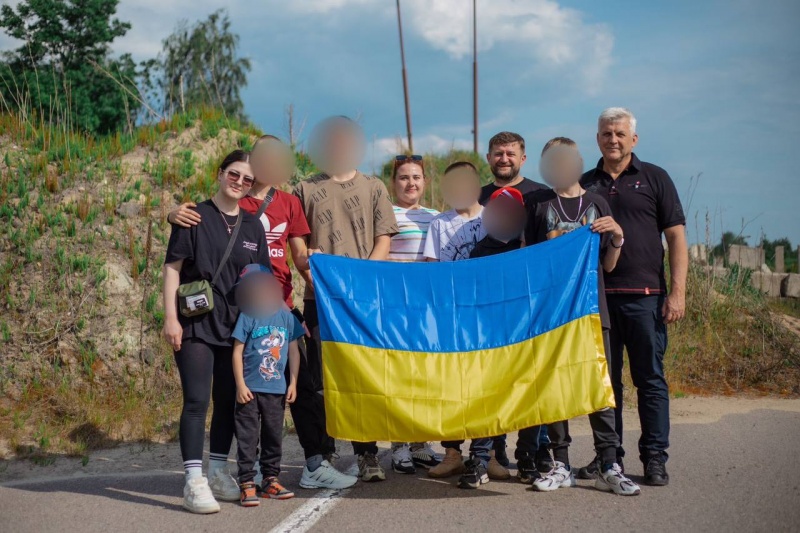 Ukraine brings back another 13 children from occupation - Zelenskyy's Office