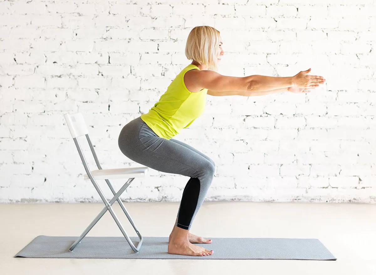 6 легких упражнений, которые помогут чувствовать себя моложе и энергичнее