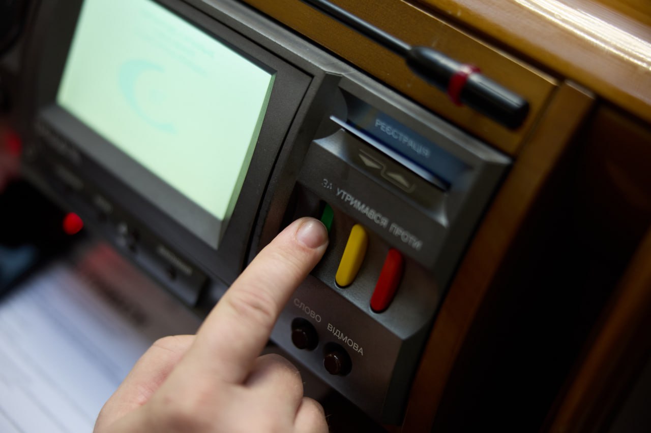 Шторм посилюється. Чим небезпечна справа Міндіча для влади та позицій Зеленського