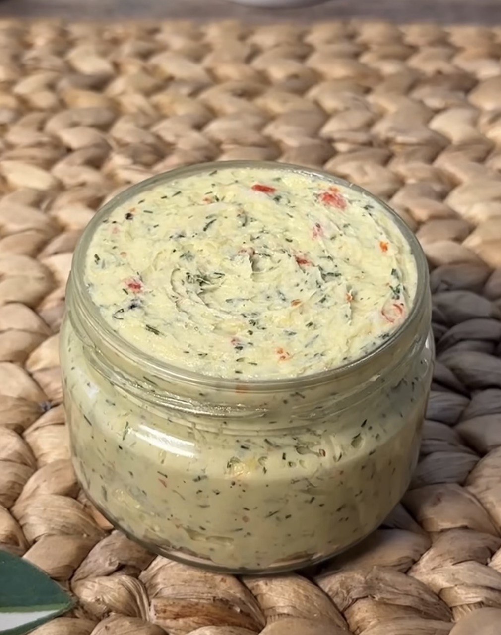 Найкращий рецепт намазки з сала до борщу: готується всього 10 хв